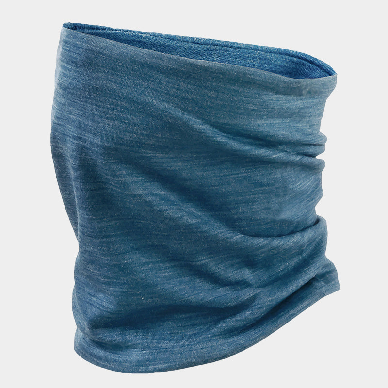 Child wearing a 150g lightweight Merino wool neck gaiter, soft and breathable fabric, providing warmth and comfort for outdoor activities in all seasons.