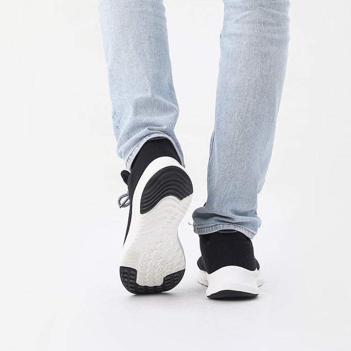Merino Protect men's Merino wool shoes, lightweight and breathable, designed for outdoor comfort and durability